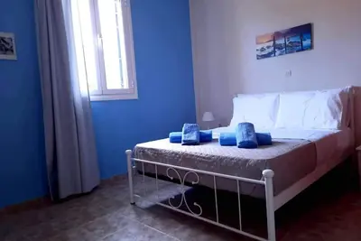 Image de Arigos Apartments : hébergement avec jardin et terrasse à Lixouri