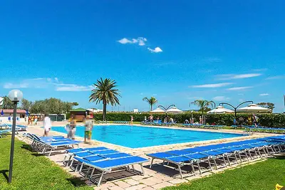Image de Belle maison à Tarquinia avec piscine extérieure