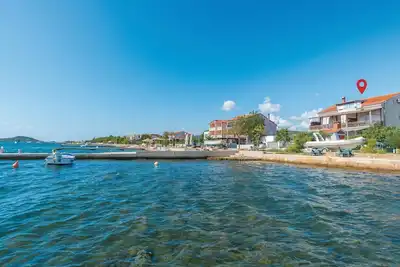 Image de Bel appartement de 2 chambres à Turanj