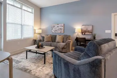 Image de Landing | Beautiful 2bd, Gym, Pool