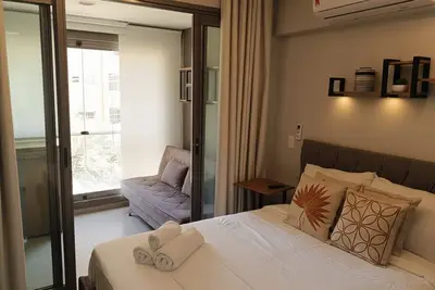 Hub Vila Madalena Three