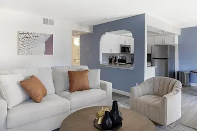 Image de Landing | Beautiful 2bd, Clubhouse, Gym