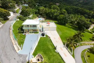 Image de Loma Bella Tropical Comfort with Pool & Privacy