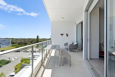 Horizon on Cylinders