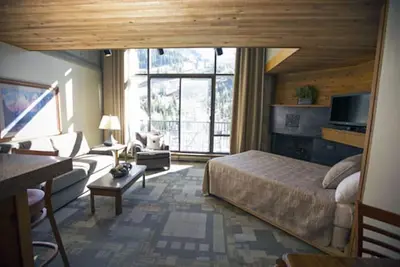 Image de Suite/Loft Room at the Iron Blosom in Snowbird- walk to lifts