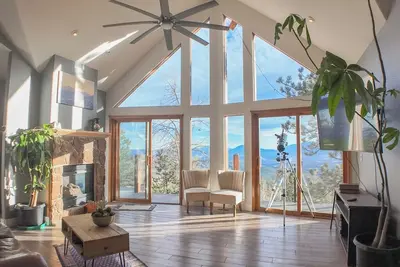 Image de Marvelous 4-bedroom house  with Hot Tub in Conifer perfect for your getaway