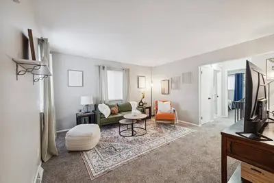 Image de Spacious & well designed 3br/1. 5ba w/ Fiber Wi-Fi!