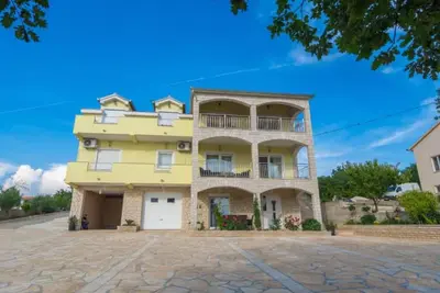 Image de Six Bedroom Holiday House With Pool