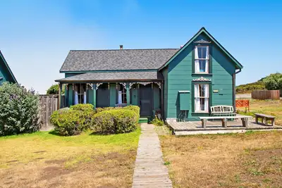 Image de Spectacular Mendocino Home- Sea View, Sauna, Lofts