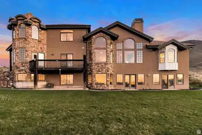 Image de Grand Palace in Slc *Hot Tub* Theater* Sleeps 39!