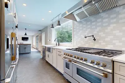 Image de Sunday River`s Most Awesome House!