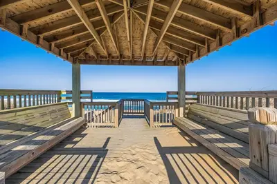 Image de Ocean's Outside: Relaxing Oceanfront Escape