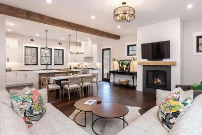 Image de South Peak River House - Near Ski Trails!