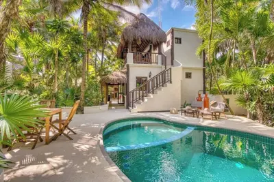Image de Casita Corazón Tres • Bungalow en Bord de Mer avec Piscine – 4 Personnes