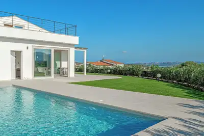 Image de Villa Marina – villa moderne avec piscine dans la magique Sardaigne