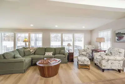 Image de Cozy Lake House on Abbots Creek, Lexington Nc