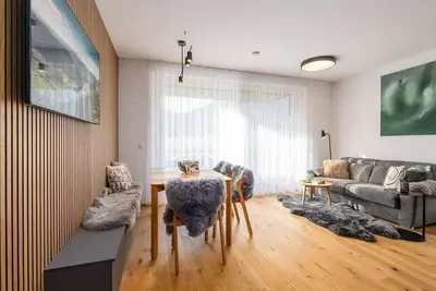 Image de Mountain Paradise 2 Apartment by myNests - Apartment, toilet and shower