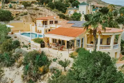Image de Villa Oliva-élégante en bord de falaise à Coveta Fuma avec vue mer spectaculaire