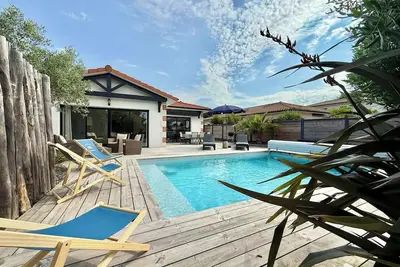 Image de Villa piscine 8 personnes proche Arcachon