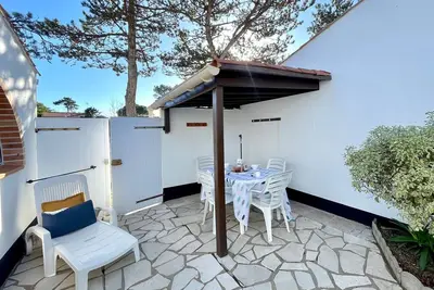 Image de Maisonnette rénovée 1 chambre, 4 personnes - Piscine chauffée, Tennis, Animaux admis