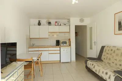 Image de Appartement 2 pièces, Terrasse, Parking privatif, 150m Plage