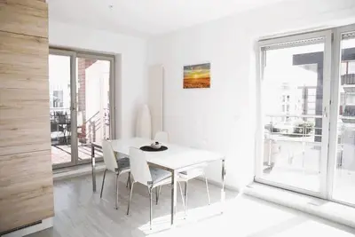 Image de Lovely Modern 1 Br apartment