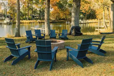 Image de Stylish Waterfront Retreat Ada Peaceful Views