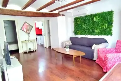 Image de New Listing Cozy apart/Terrace in the Historical Downtown.