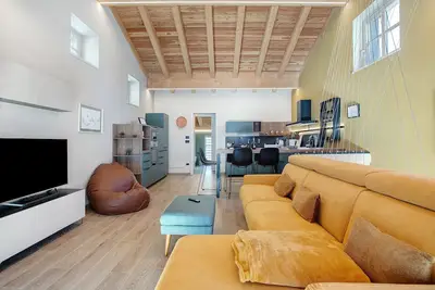 Image de Appartement « La Maison De Ida - Grande » avec vue montagne, Wi-Fi et climatisation