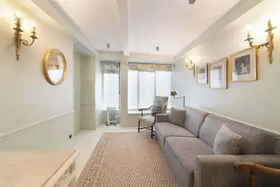 Image de A French Chic 1-Bedroom Apartment in Saint Germain