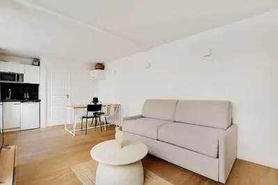 Image de Un radieux 1-Ch proche du Louvre