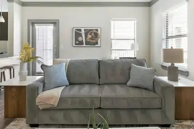 Image de Landing | Stunning 2bd, Pool, Gym