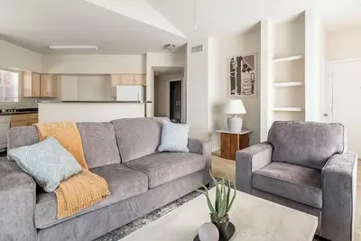 Image de Landing | Beautiful 2bd, Clubhouse, Gym