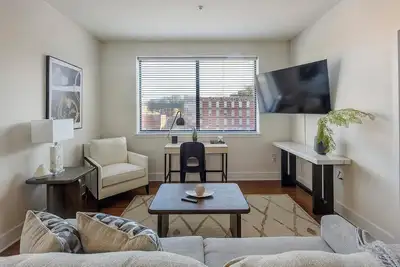 Image de Landing | Beautiful 2bd, Pool, Clubhouse