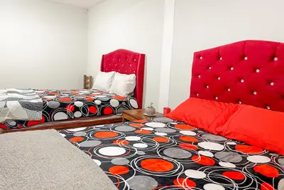 Image de Ruby Grey Suite