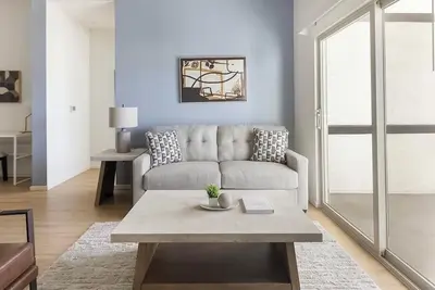 Image de Landing | Stylish 2bd, Pool