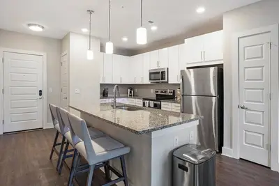 Image de Landing | Stunning 2bd, Gym, Clubhouse