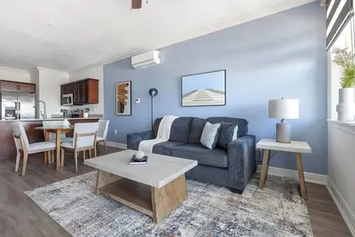 Image de Landing | Stunning 2bd, Yoga Studio, Gym
