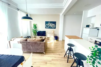 Image de New Listing. Downtown Modern Flat 2 Bedrooms with Terrace/Patio