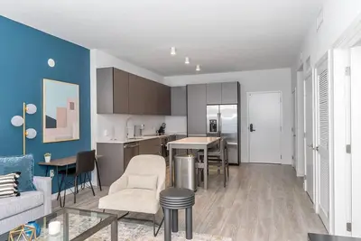 Image de Landing | Chic 2bd, Gym, Pool