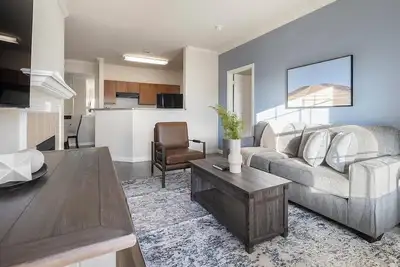 Image de Landing | Stunning 2bd, Courtyard, Clubhouse