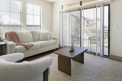 Image de Landing | Beautiful 2bd, Gym, Clubhouse