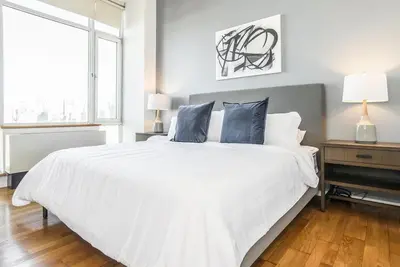 Image de Landing | Modern 3bd, Courtyard, Yoga Studio