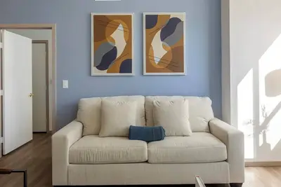 Image de Landing | Chic 2bd, Gym, Pool