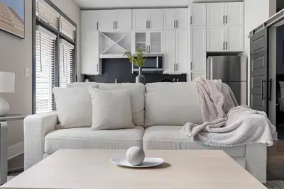 Image de Landing | Incredible 2bd, Clubhouse, Courtyard