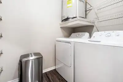 Image de Landing | Stunning 2bd, Courtyard, Gym