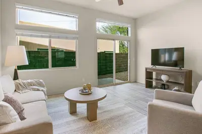 Image de Landing | Beautiful 2bd, Gym, Clubhouse