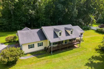 Image de Spacious Home・Free Ticket・Games・Jetted Tub・Grill