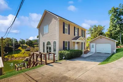 Image de Stunning Lake Front Home, Sleeps 13・Dock・Views