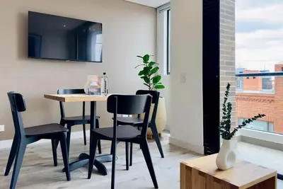 Image de w* | Dreamlike 2br w/ Balcony in Santa Barbara